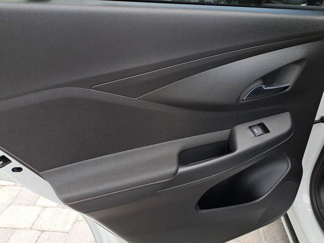 new 2025 Buick Envista car, priced at $32,185