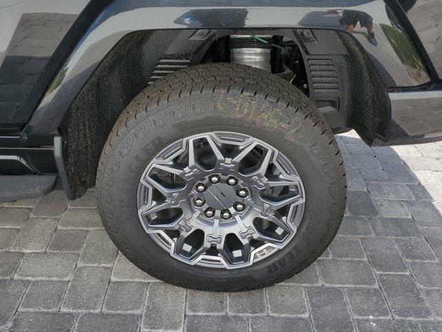 new 2025 GMC HUMMER EV Pickup car, priced at $116,579