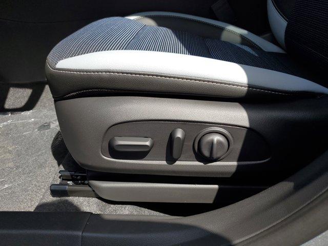 new 2025 Buick Envista car, priced at $27,180