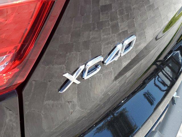 used 2021 Volvo XC40 car, priced at $30,753