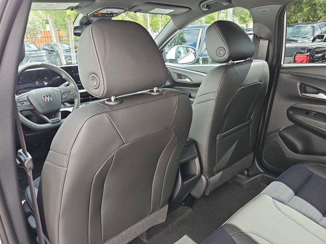 new 2025 Buick Envista car, priced at $25,195