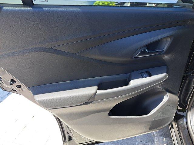 new 2025 Buick Envista car, priced at $25,690