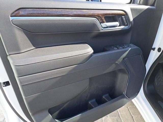 new 2025 GMC Sierra 1500 car, priced at $56,030
