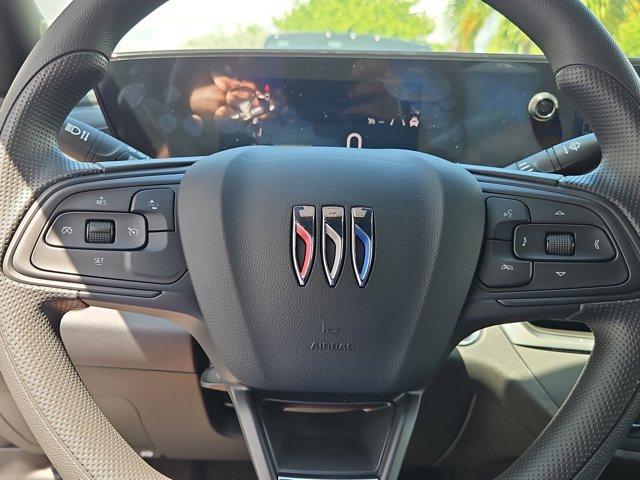 new 2025 Buick Envista car, priced at $25,690