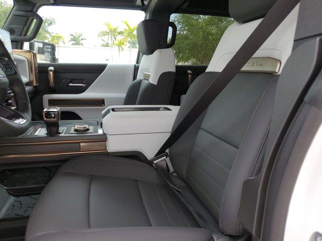 new 2025 GMC HUMMER EV Pickup car, priced at $96,195