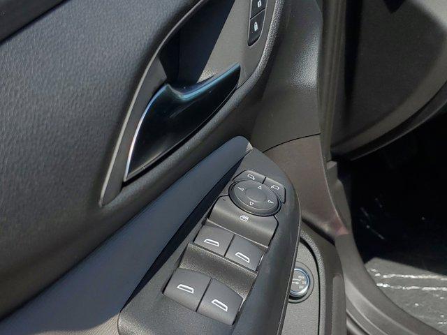 new 2025 Buick Envista car, priced at $32,009