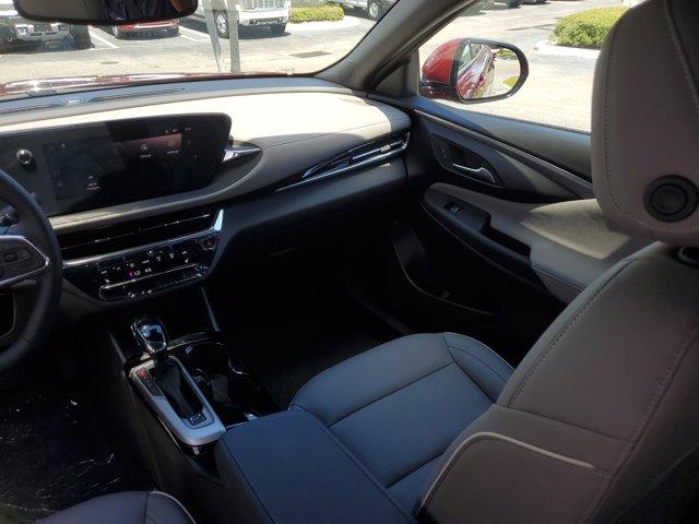 new 2025 Buick Envista car, priced at $32,009