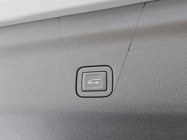 new 2025 GMC Yukon XL car, priced at $77,740