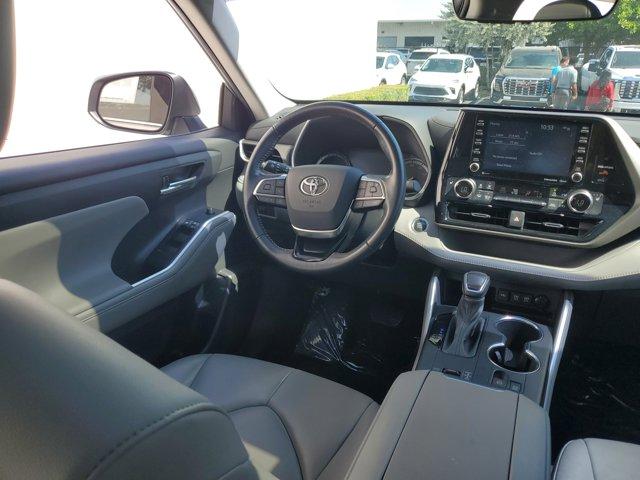 used 2021 Toyota Highlander car, priced at $29,953