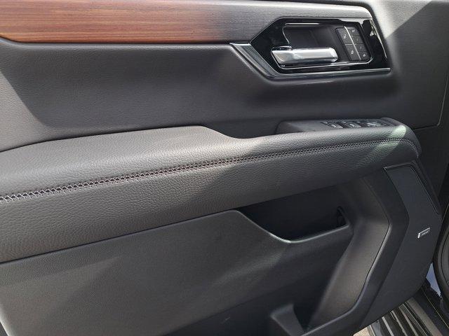 new 2025 GMC Yukon car, priced at $82,215