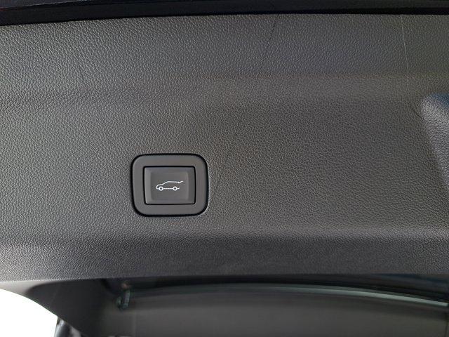 new 2025 GMC Yukon XL car, priced at $93,950