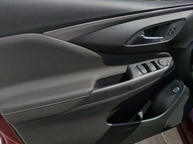 new 2025 Buick Envista car, priced at $32,009