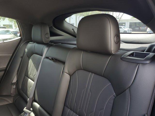 new 2025 Buick Envista car, priced at $32,009