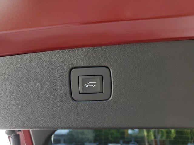 new 2025 Buick Envista car, priced at $32,009