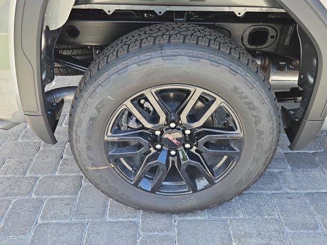 new 2025 GMC Sierra 1500 car, priced at $52,780
