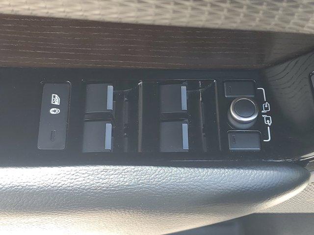 used 2018 Land Rover Range Rover Velar car, priced at $26,896