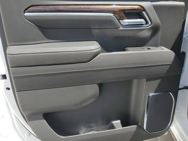 new 2025 GMC Sierra 1500 car, priced at $56,030