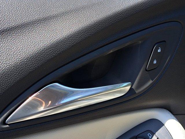 new 2025 Buick Encore GX car, priced at $32,320