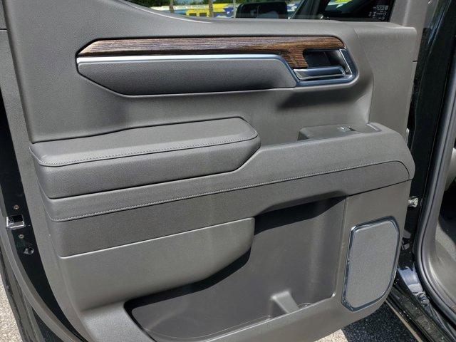 new 2025 GMC Sierra 1500 car, priced at $56,525