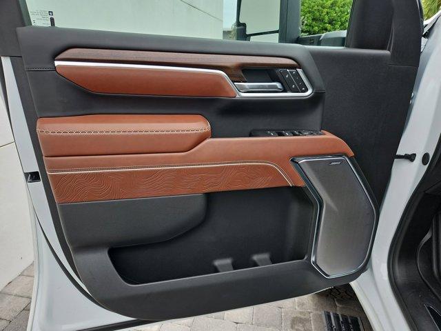 new 2025 GMC Sierra 2500 car, priced at $96,600