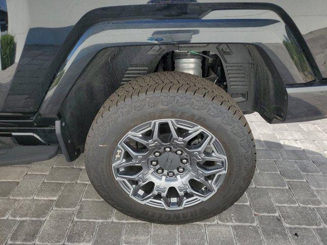 new 2025 GMC HUMMER EV Pickup car, priced at $106,285