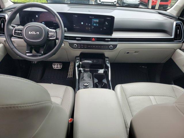 used 2024 Kia Sorento car, priced at $35,637
