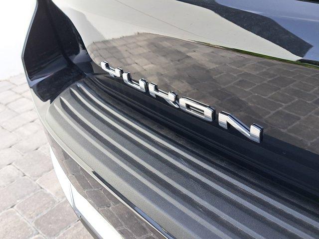 new 2025 GMC Yukon XL car, priced at $75,305