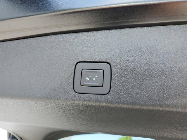 new 2025 Buick Encore GX car, priced at $33,810