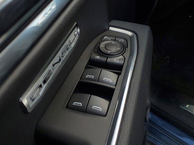 new 2025 GMC Sierra 1500 car, priced at $69,585