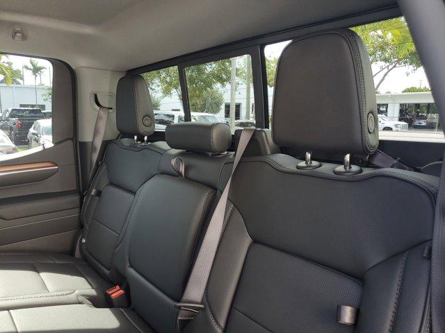 new 2025 GMC Sierra 1500 car, priced at $69,585