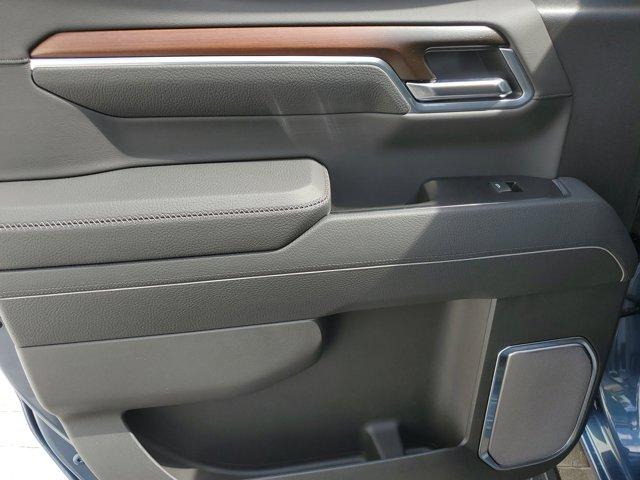 new 2025 GMC Sierra 1500 car, priced at $69,585