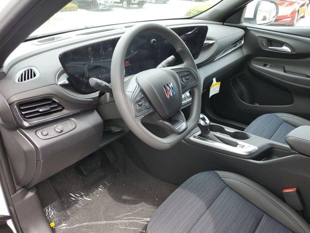 new 2025 Buick Envista car, priced at $25,095