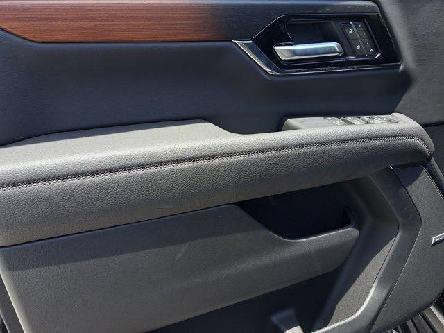 new 2025 GMC Yukon car, priced at $88,759