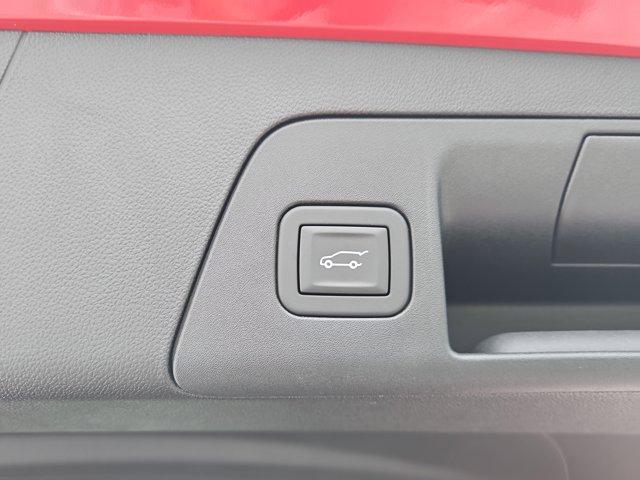 new 2025 Buick Envision car, priced at $44,240