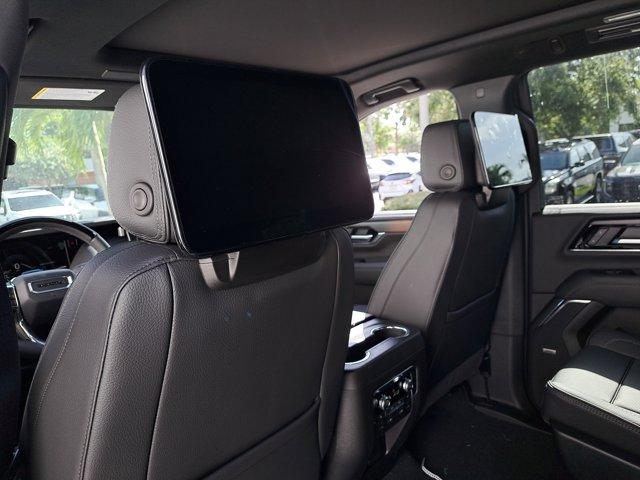 new 2025 GMC Yukon car, priced at $95,120