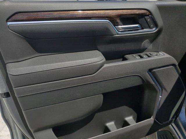 new 2025 GMC Sierra 1500 car, priced at $53,225