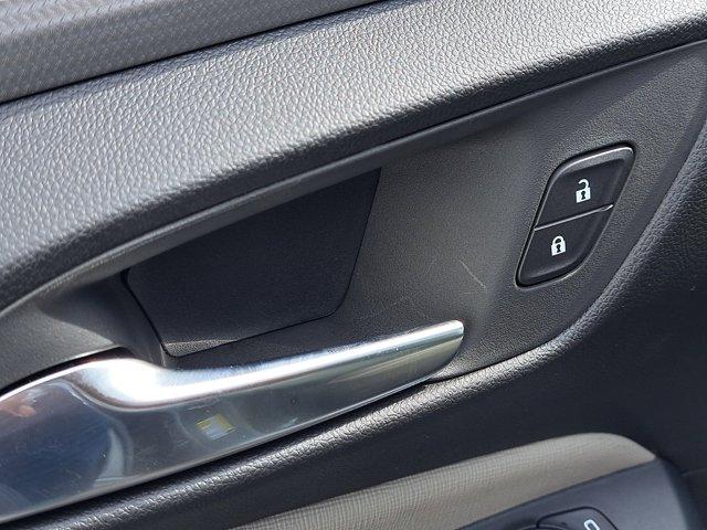 new 2025 Buick Envista car, priced at $31,585