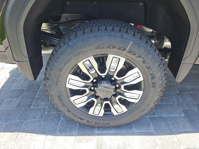 new 2025 GMC Sierra 2500 car, priced at $76,258