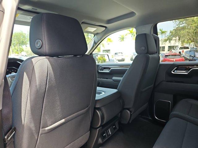 new 2025 GMC Sierra 1500 car, priced at $52,980