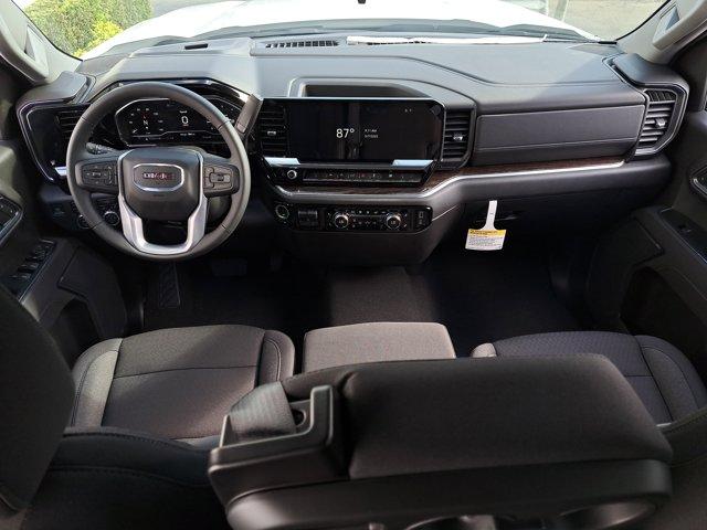 new 2025 GMC Sierra 1500 car, priced at $55,185