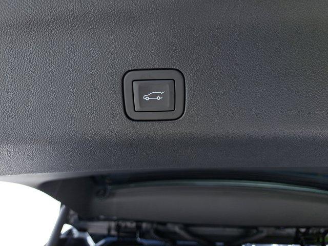 new 2025 GMC Yukon XL car, priced at $77,155