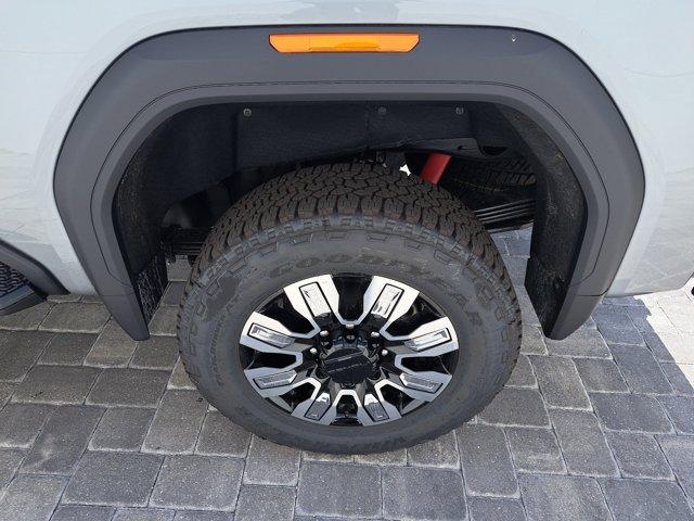 new 2025 GMC Sierra 2500 car, priced at $85,308
