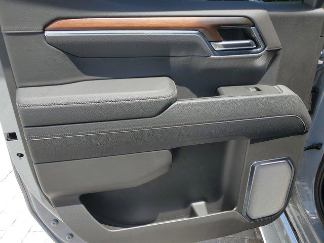 new 2025 GMC Sierra 1500 car, priced at $64,140