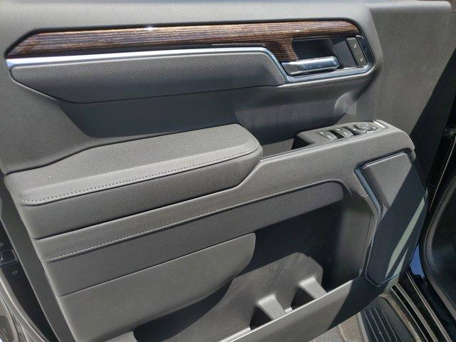 new 2025 GMC Sierra 1500 car, priced at $56,525