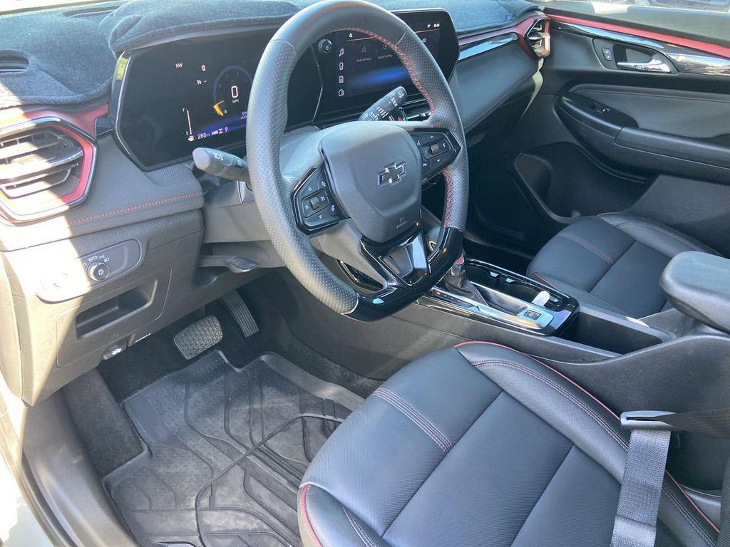 used 2025 Chevrolet TrailBlazer car, priced at $27,500
