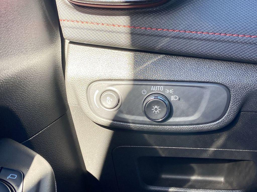 used 2025 Chevrolet TrailBlazer car, priced at $27,500