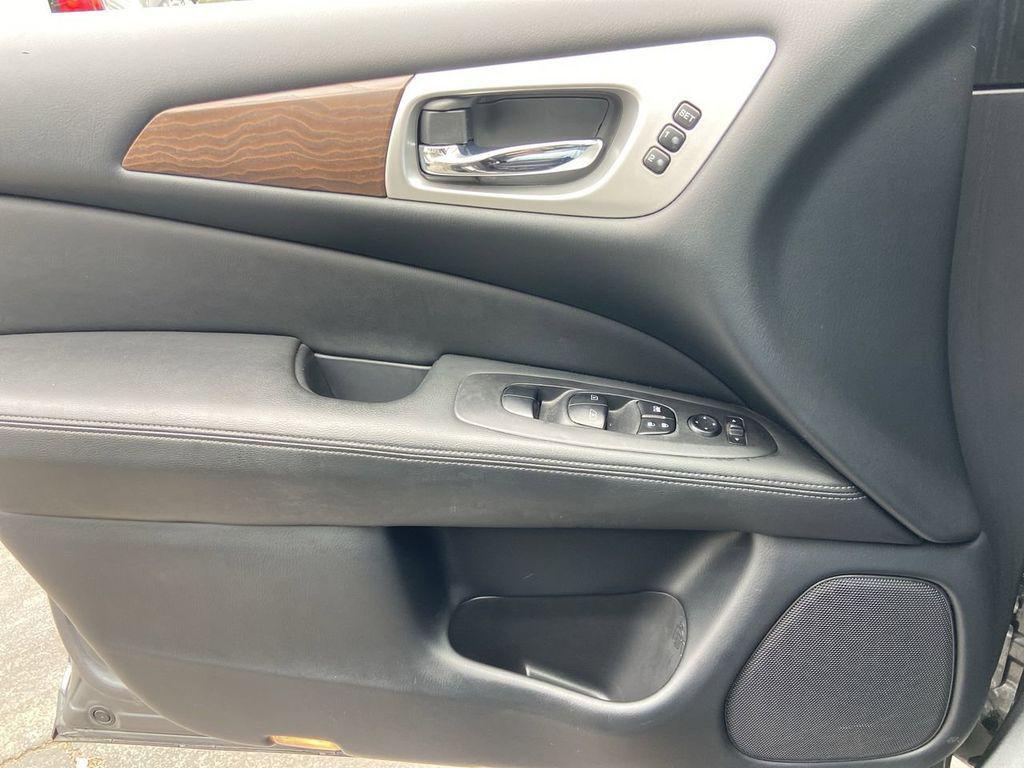 used 2020 Nissan Pathfinder car, priced at $22,432