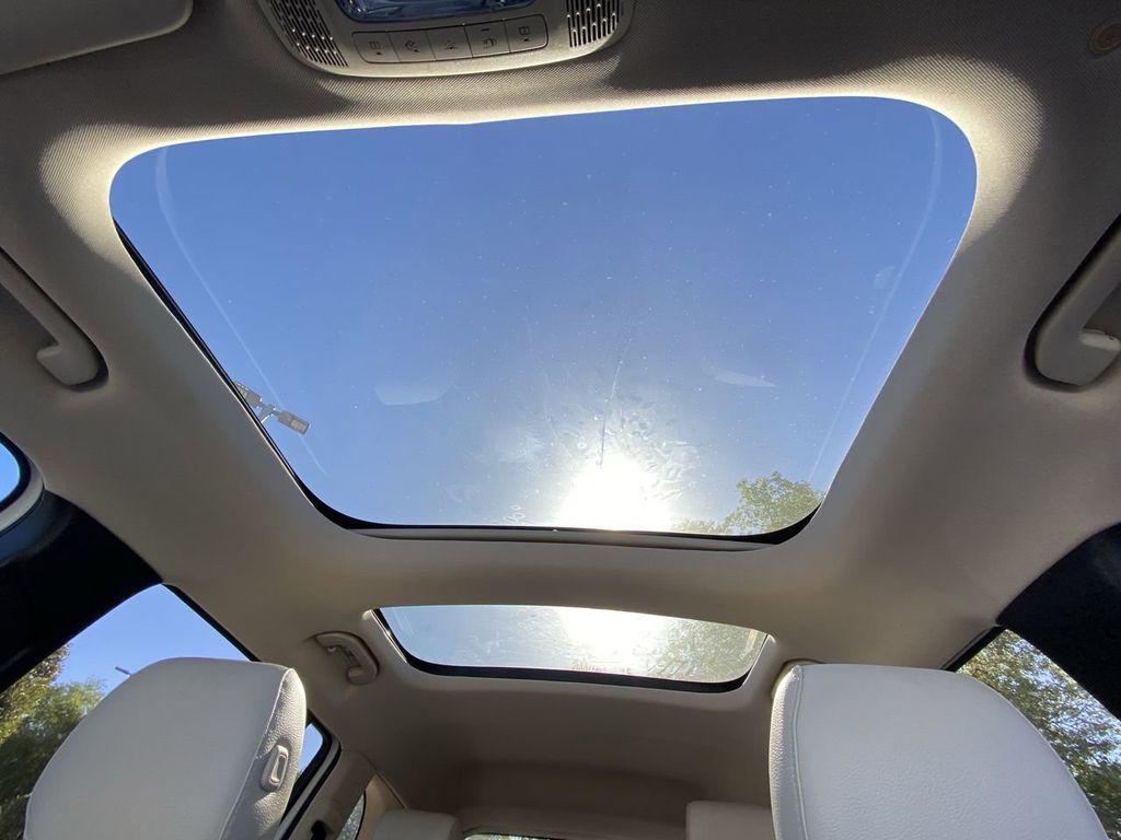 used 2020 Mercedes-Benz GLB 250 car, priced at $24,400