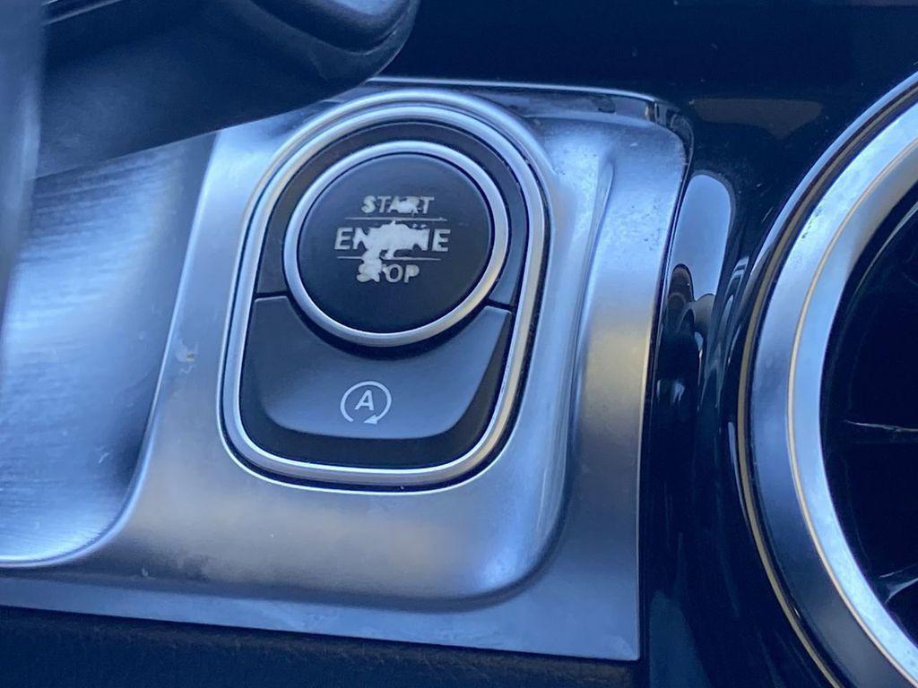 used 2020 Mercedes-Benz GLB 250 car, priced at $24,400