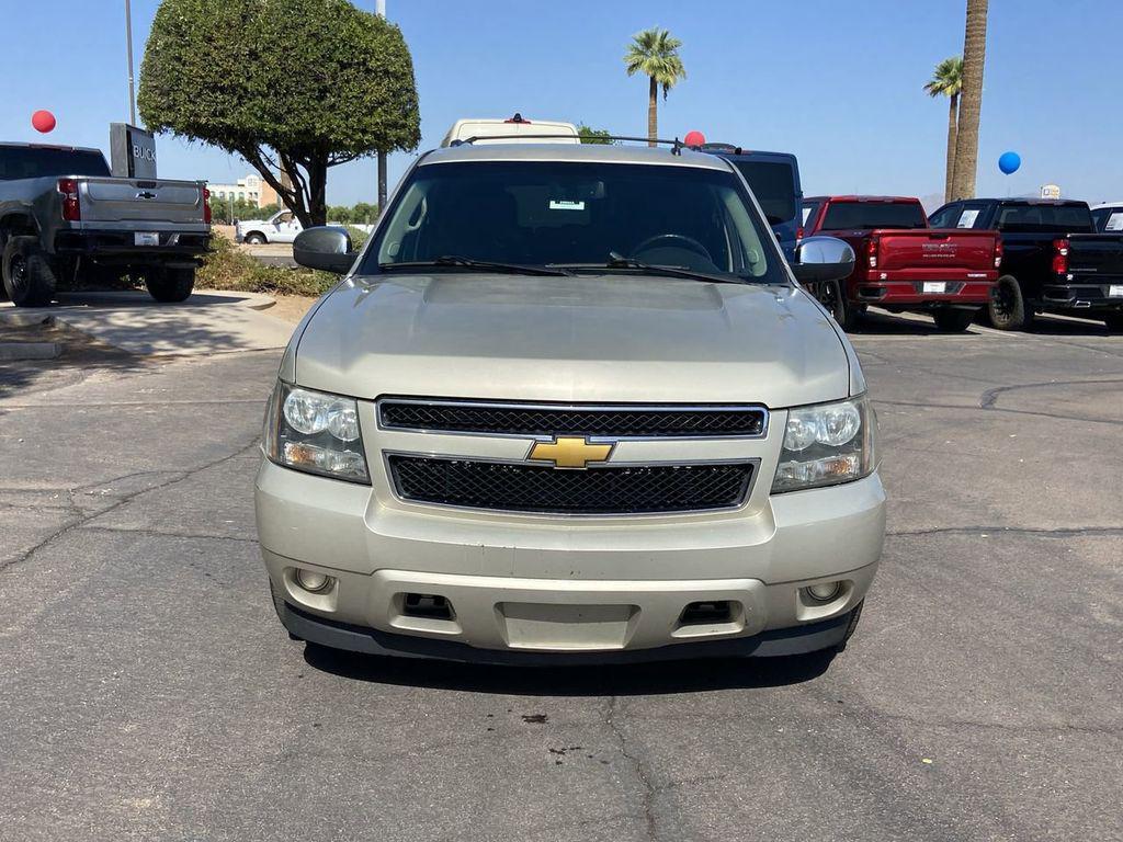 used 2014 Chevrolet Suburban car, priced at $8,990